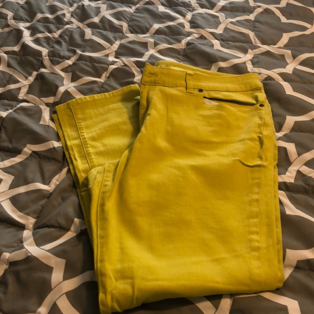 Limited jeans